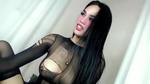KHATRINA STACIE MARIE online show from 26, 5, 2026