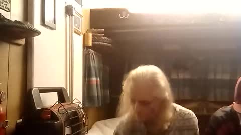 Snapshot of foxbodydave chatting on 10, 2, 2026 foxbodydave online show from 10, 2, 2026