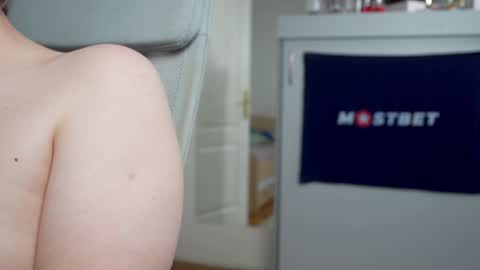 CUSTOM PHOTOS AND VIDEOS -  online show from 26, 1, 2025