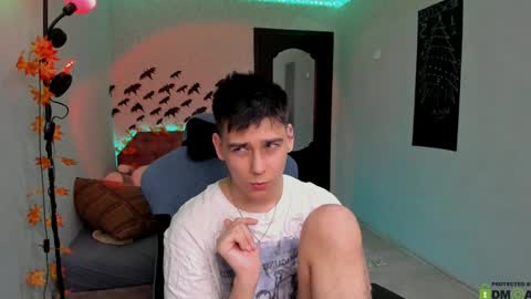 Foxicfu online show from 3, 12, 2024