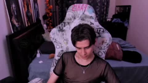 Foxicfu online show from 5, 5, 2026