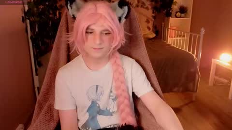 Snapshot of foxispuff chatting on 17, 3, 2026 Fox online show from 17, 3, 2026