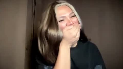 Snapshot of foxli_xx chatting on 1, 2, 2026 KITTY online show from 1, 2, 2026