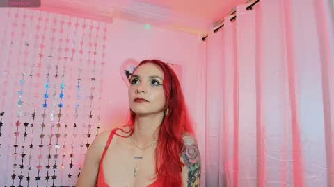 Snapshot of foxmegann chatting on 14, 2, 2025 MeganFoxxy online show from 14, 2, 2025