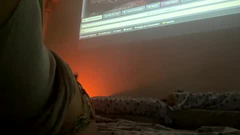 Snapshot of foxx2021 chatting on 8, 3, 2025 foxx2021 online show from 8, 3, 2025