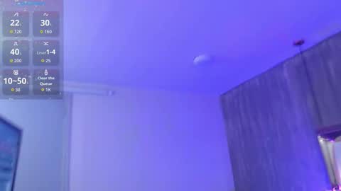 Snapshot of foxxy_dolce chatting on 10, 11, 2025 Foxxy online show from 10, 11, 2025