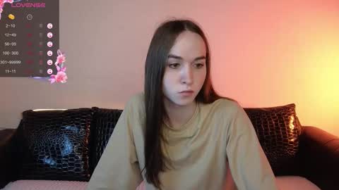 Snapshot of foxxy_girl_ chatting on 21, 9, 2025 andice online show from 21, 9, 2025