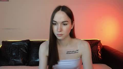 Snapshot of foxxy_girl_ chatting on 24, 9, 2025 andice online show from 24, 9, 2025