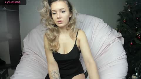 Foxy online show from 25, 12, 2024