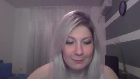 foxy_bright online show from 17, 3, 2026