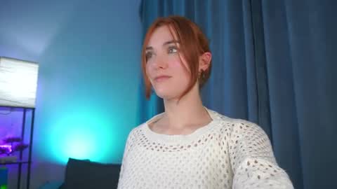 Snapshot of foxy_cute4you chatting on 24, 4, 2026 Eva online show from 24, 4, 2026