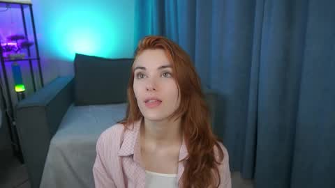 Snapshot of foxy_cute4you chatting on 25, 4, 2026 Eva online show from 25, 4, 2026