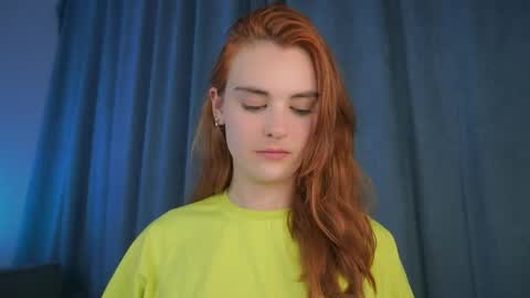 Snapshot of foxy_cute4you chatting on 9, 5, 2026 Eva online show from 9, 5, 2026