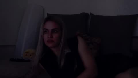 Foxy Kimmi online show from 19, 5, 2026
