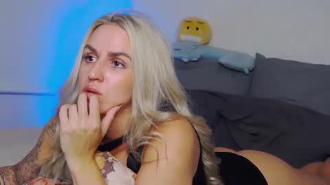 Foxy Kimmi online show from 4, 7, 2026