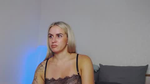 Foxy Kimmi online show from 7, 7, 2026