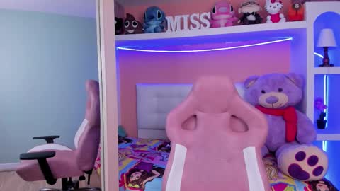 Snapshot of foxy_kloe chatting on 7, 3, 2026 Miss Kloe online show from 7, 3, 2026