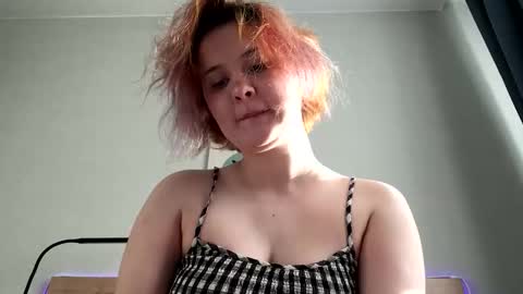 Snapshot of foxydollkate chatting on 24, 5, 2026 Kate online show from 24, 5, 2026