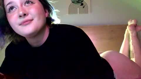 Snapshot of foxydollkate chatting on 9, 6, 2026 Kate online show from 9, 6, 2026