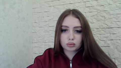 Snapshot of foxyflaree chatting on 4, 12, 2025 Alice online show from 4, 12, 2025