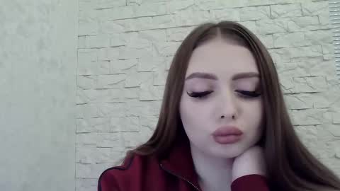 Snapshot of foxyflaree chatting on 5, 12, 2025 Alice online show from 5, 12, 2025