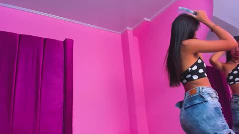 foxyhillx online show from 7, 1, 2026