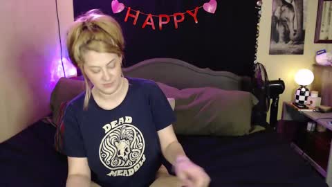 Mallory Koxx online show from 19, 2, 2025