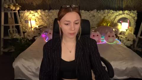 Maya online show from 13, 5, 2026