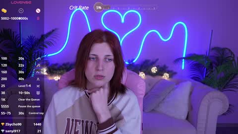 Snapshot of foxyrayy chatting on 4, 12, 2024 F O X online show from 4, 12, 2024