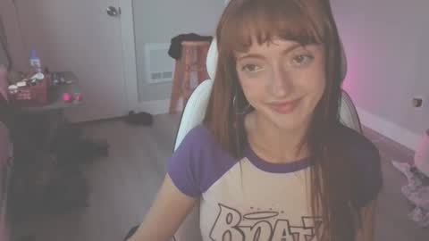 Snapshot of foxyredddd chatting on 10, 5, 2026 beautiful blair online show from 10, 5, 2026