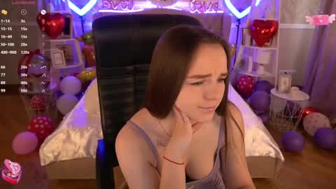Snapshot of foxyshyyy chatting on 23, 2, 2025 Inna  online show from 23, 2, 2025