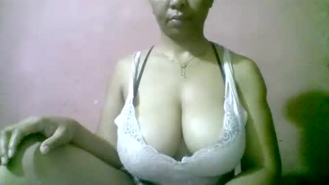 Snapshot of fracisca2204 chatting on 15, 3, 2026 fracisca2204 online show from 15, 3, 2026