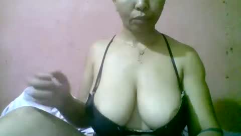 Snapshot of fracisca2204 chatting on 19, 3, 2026 fracisca2204 online show from 19, 3, 2026