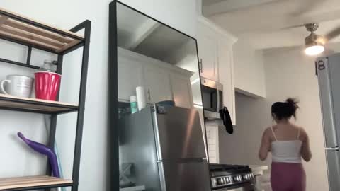 Snapshot of fragilemasochist chatting on 10, 10, 2025 Angel online show from 10, 10, 2025