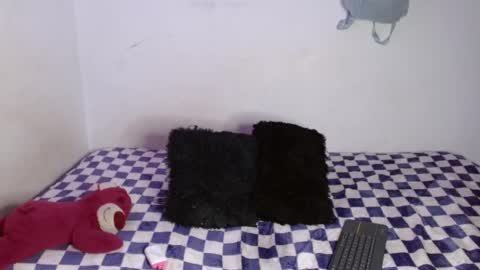 Snapshot of frances_ka chatting on 4, 10, 2025 francesca online show from 4, 10, 2025