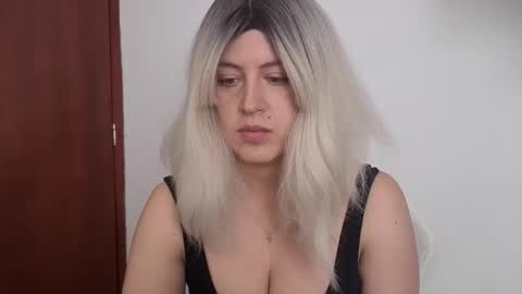 Francesca online show from 8, 5, 2026