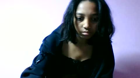 Snapshot of francia333068 chatting on 17, 6, 2026 francia333068 online show from 17, 6, 2026