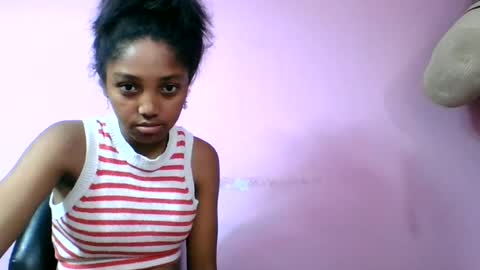 Snapshot of francia333068 chatting on 1, 7, 2026 francia333068 online show from 1, 7, 2026