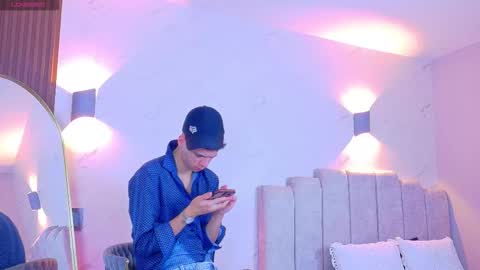 Snapshot of franco_boys chatting on 15, 11, 2025 Franco online show from 15, 11, 2025