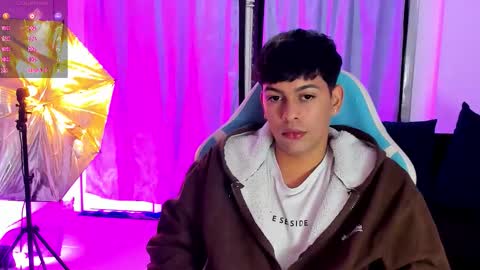 frank online show from 12, 11, 2025