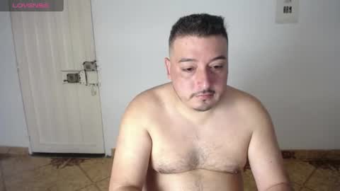 Snapshot of francoisroy chatting on 8, 6, 2026 Juan online show from 8, 6, 2026