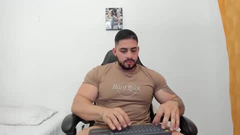 Snapshot of frank_foxx1 chatting on 8, 10, 2025 frank_foxx1 online show from 8, 10, 2025