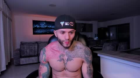 Snapshot of frankfarrellx chatting on 16, 2, 2025 Frank Farrell. Hey remember to give me a thumbs up Ty online show from 16, 2, 2025
