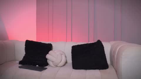 Frank Farrell. Hey remember to give me a thumbs up Ty online show from 19, 3, 2026