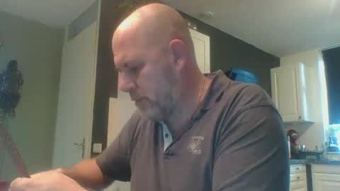 frankh12345 online show from 8, 1, 2025