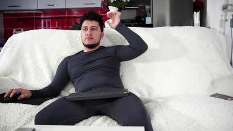 Snapshot of frankhairy chatting on 4, 2, 2025 frankhairy online show from 4, 2, 2025