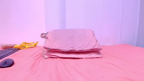 FRANYELY online show from 13, 2, 2025