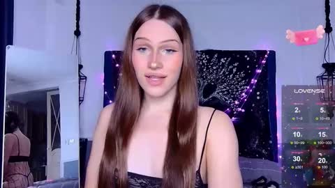 I am franzeva  online show from 21, 9, 2025