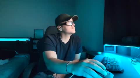 Snapshot of franzua2_0 chatting on 23, 10, 2025 franzua2_0 online show from 23, 10, 2025