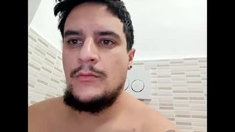 Snapshot of fraromeo2 chatting on 19, 12, 2024 fraromeo2 online show from 19, 12, 2024